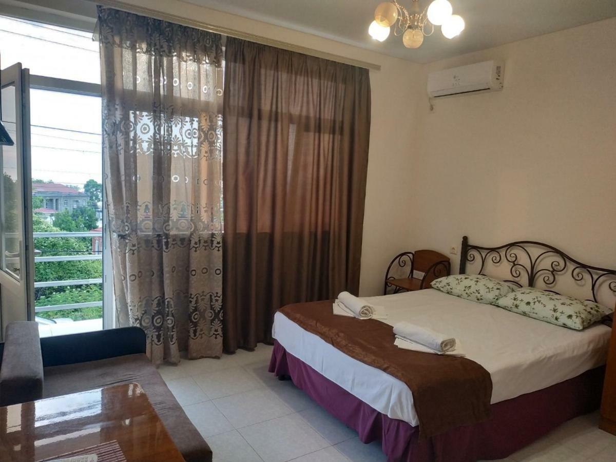Guest House U Antoniny Gagra Rum bild